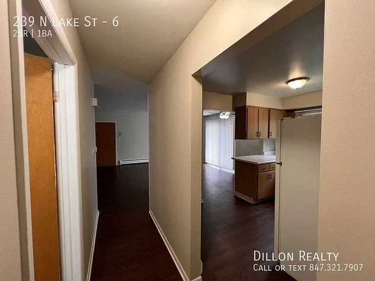 239 N Lake St #6 — Photo 11