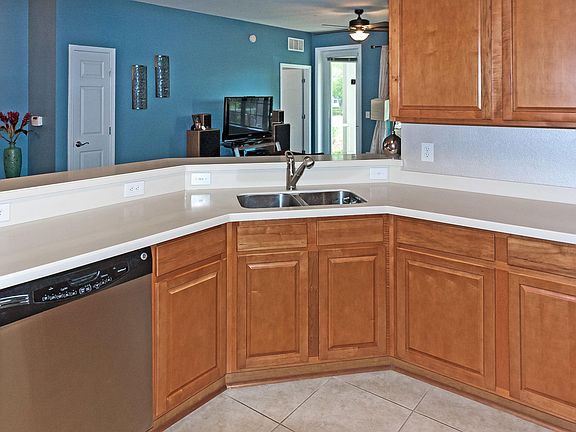 5th image of 13364 BEACH Boulevard #702