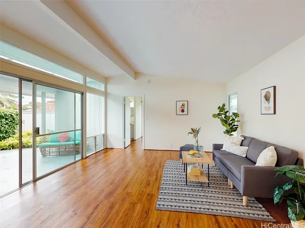 204 Aikapa St, Kailua, HI 96734