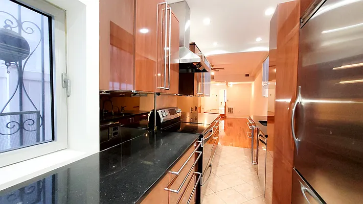 Rented by Mallan Real Estate Inc | media 15