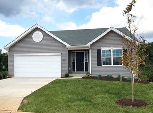 315 Palisades Dr, Saint Charles, MO 63301