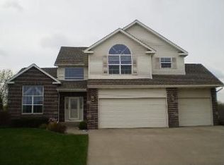 2000 Newcastle Rd, Marion, IA 52302