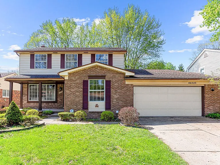 46323 Gainsborough Dr — Photo 1
