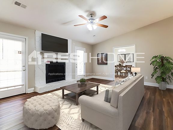 5th image of 2052 Corners Cir