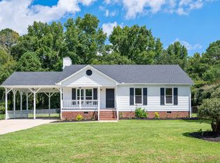 2216 Stephanie Ln, Clayton, NC 27520