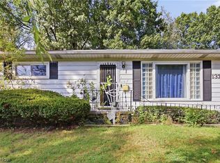 1377 Chippewa Ave, Akron, OH 44305
