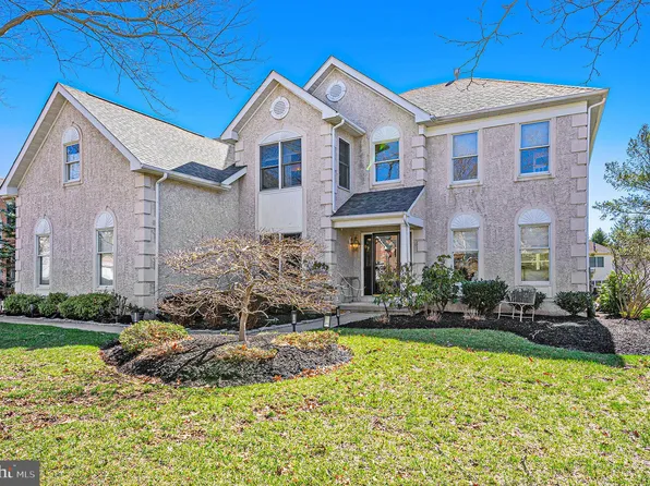 106 Augusta Dr, Blue Bell, PA 19422