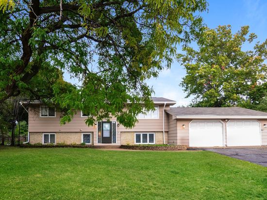 857 81st Ave NE, Spring Lake Park, MN 55432