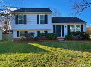 1917 Riverknoll Dr, Raleigh, NC 27610