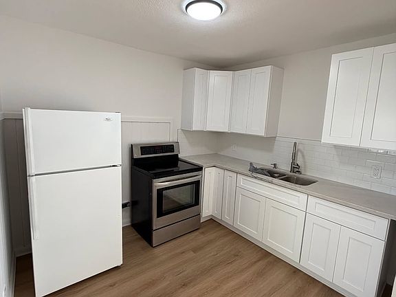 2nd image of 326 E 1st St