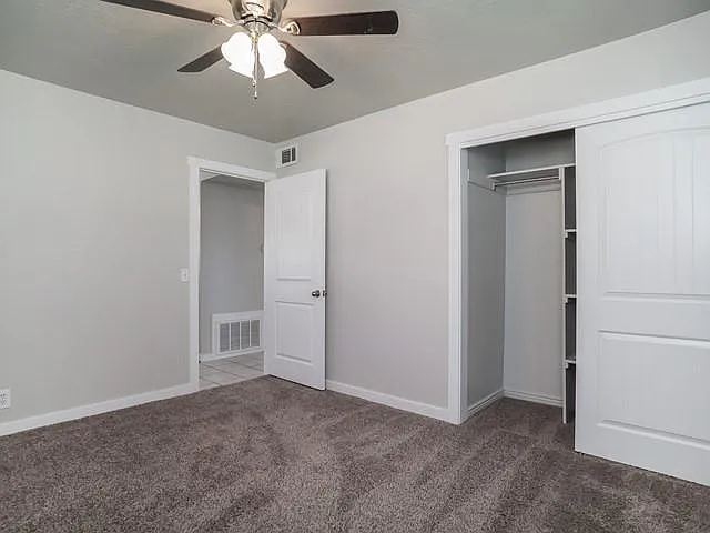 2561 E 6550 S — Photo 11
