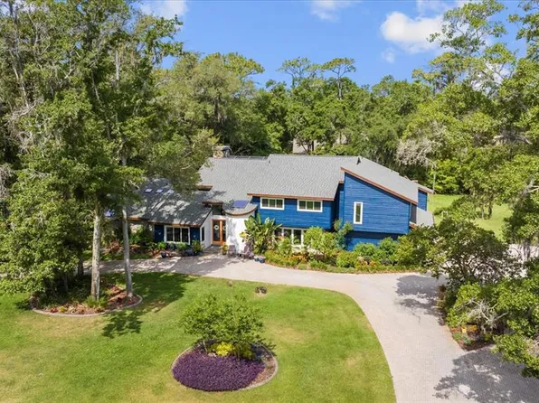 17506 Mallard Ct, Lutz, FL 33559