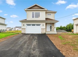 156 Runneymeade Rd, Riverview, NB E1B4M7