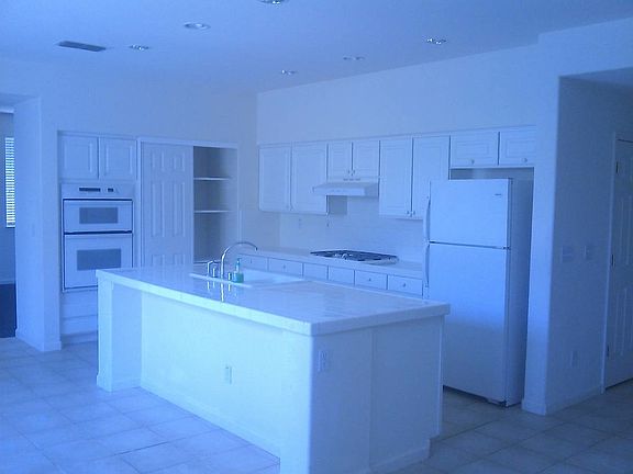 Fully renovated kitchen
