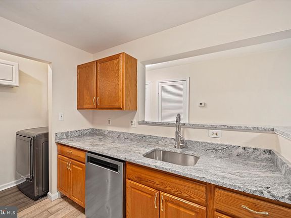 4th image of 8083 Lacy Dr Unit 101