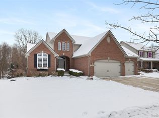 57351 Blossom Valley Trl, New Hudson, MI 48165