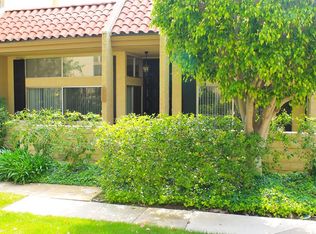 988 Palo Verde Ave, Long Beach, CA 90815