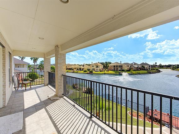 4th image of 17915 Avalon Point Court