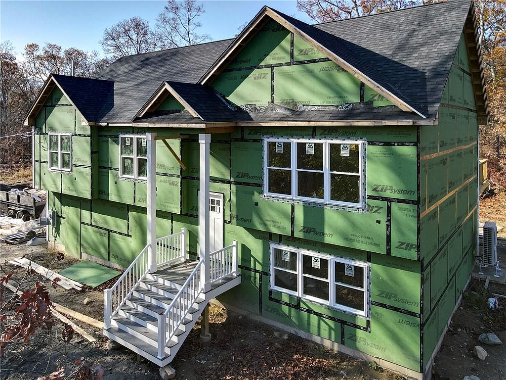 429 Crandall Rd, Tiverton, RI 02878 Zillow