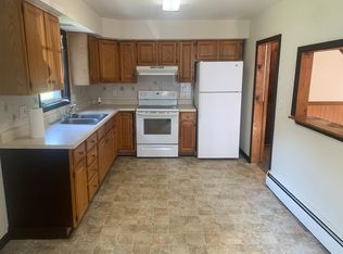 5187 Nuangola Rd, Mountain Top, PA 18707