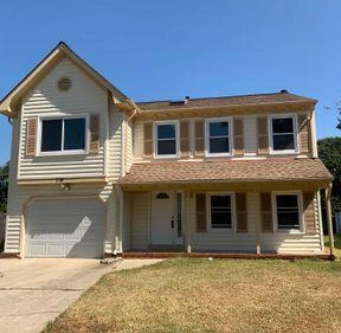 4 bed, 2.5 bath, 2415 sqft, $2,550 — Photo 1