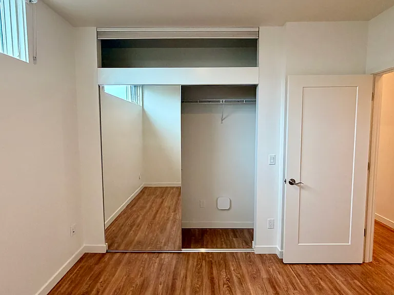 109 12th Ave E #305 — Photo 13
