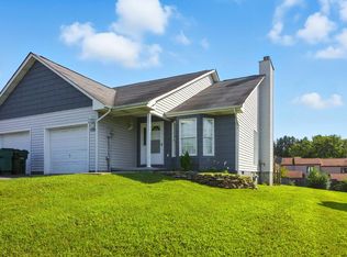 2166 Valley Dr, Bristol, VA 24201