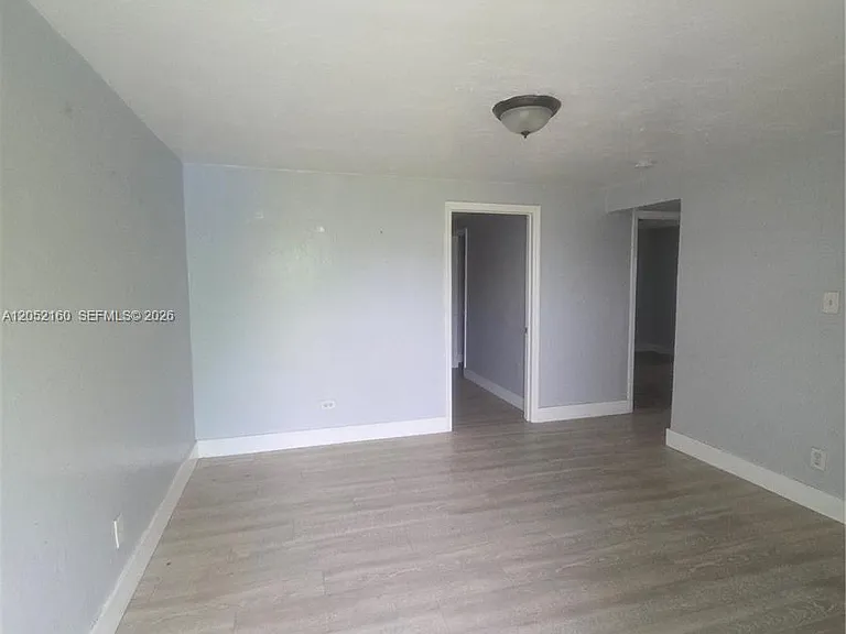 4017 SW 24th St #4 — Photo 10