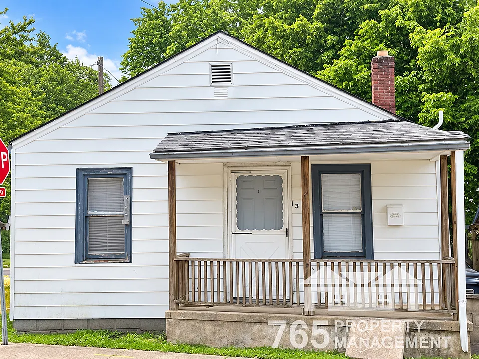 1305 E Vaile Ave