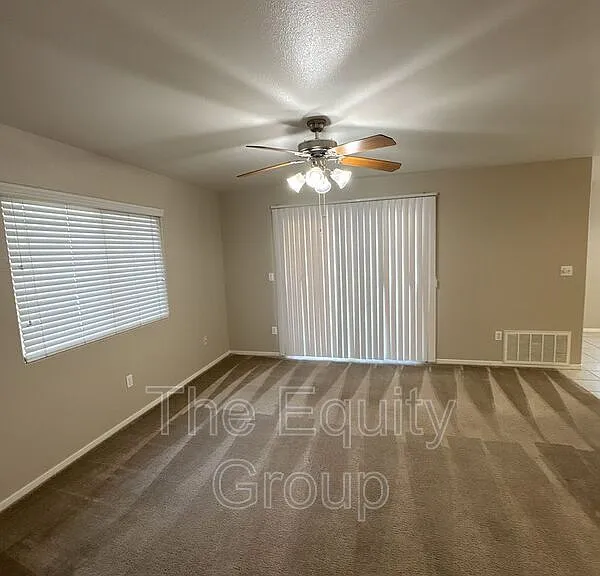 2918 N Terrace St — Photo 2