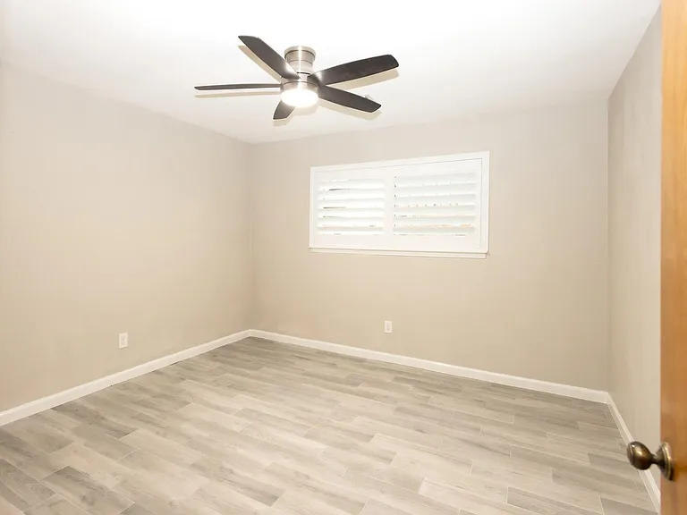 8335 Langdon Ln — Photo 7