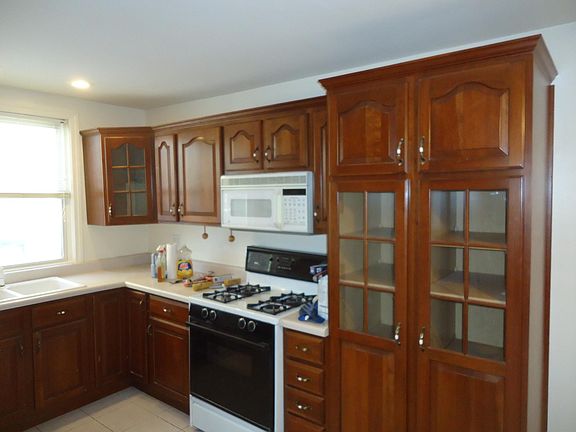 5th image of 2641 W Balmoral Ave #1