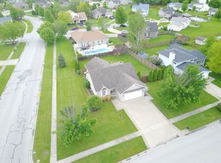 1509 Carol Anne Dr, Morris, IL 60450