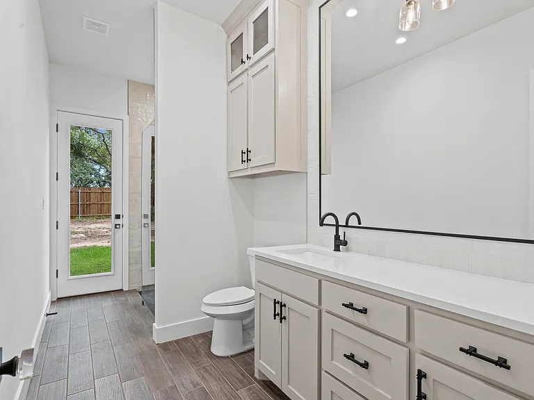 3501 Williamson Rd — Photo 16