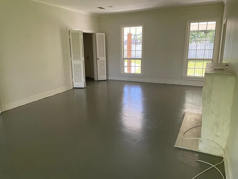 155 Rodney Dr — Photo 7
