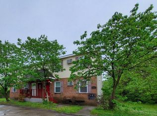 1453 Perry St APT B, Chesapeake, VA 23324