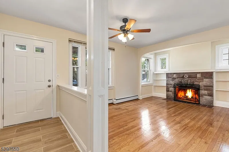 2 bed, 1.5 bath, $2,600 — Photo 4