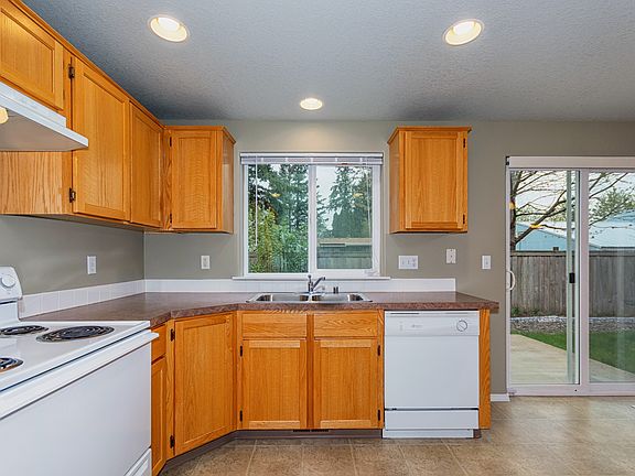 5th image of 15112 NE 70th St