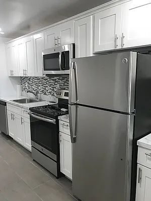 Rented by Page Real Estate | media 18