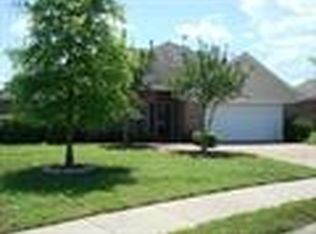 315 Cherry Bark Dr, Brandon, MS 39047