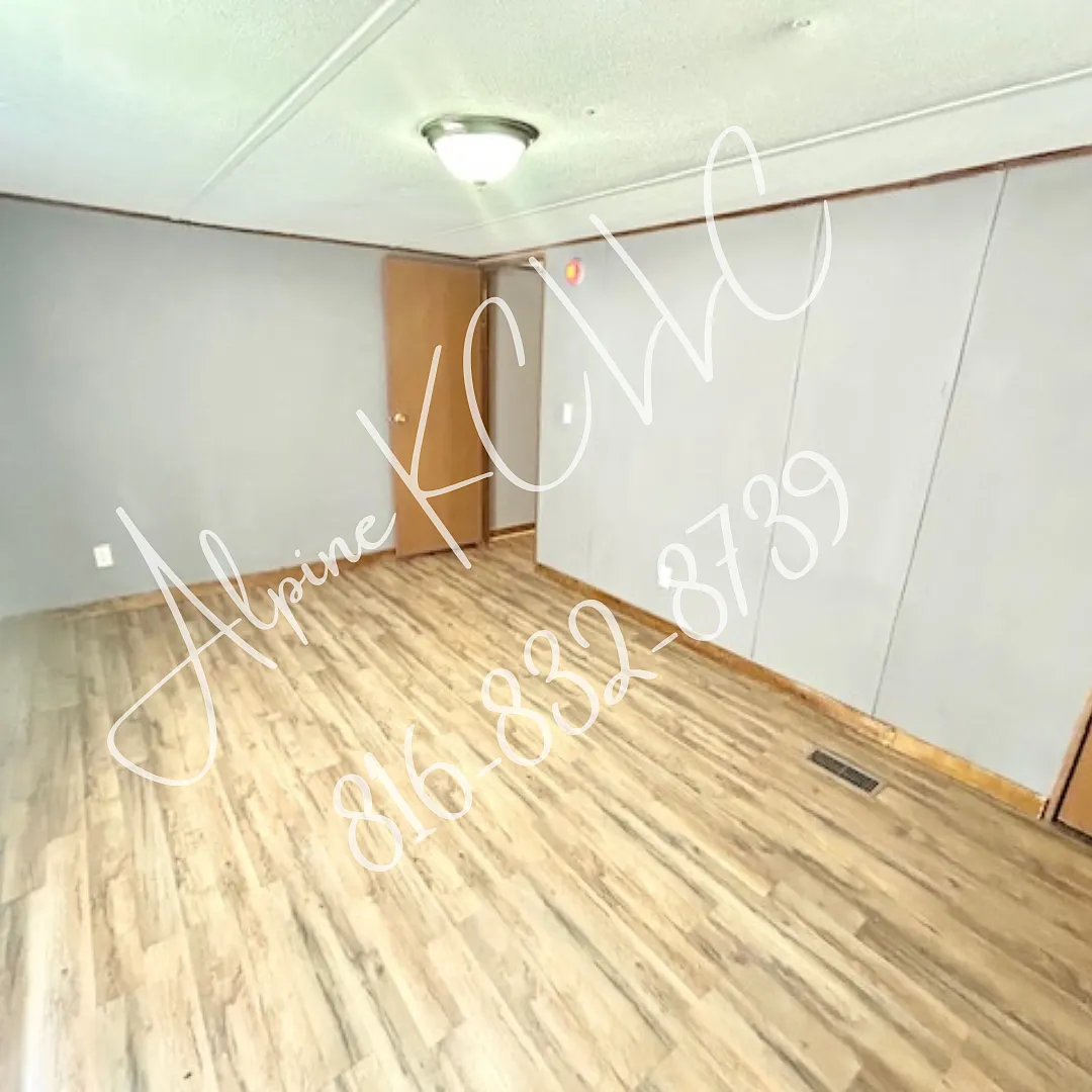 3 bed, 1100 sqft, $1,125 — Photo 2