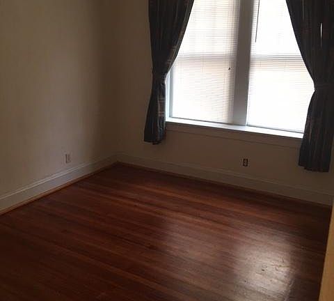 5th image of 230 E 40th St APT D4