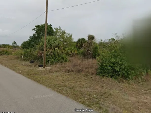 2412 Carvell Ave N, Lehigh Acres, FL 33971