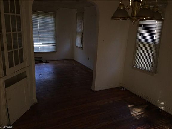 5th image of 14202 Rexwood Ave
