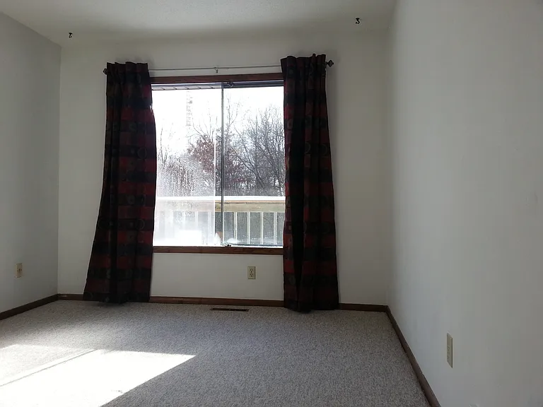 Upper Bedroom 2