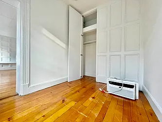 Rented by HOLTON REAL ESTATE INC.