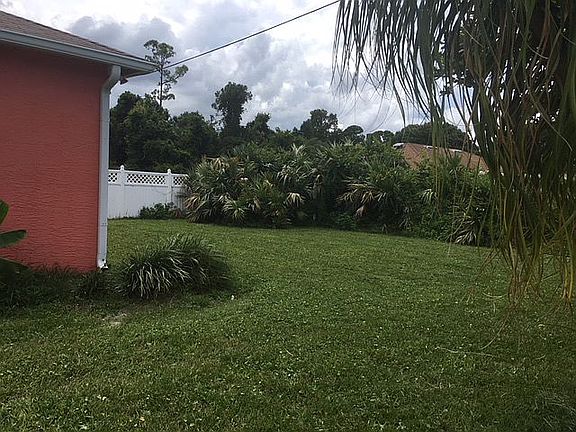 3rd image of 2229 Silver Palm Dr