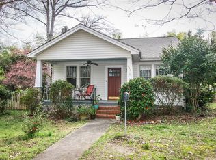 913 Sweetbriar St, Charlotte, NC 28205