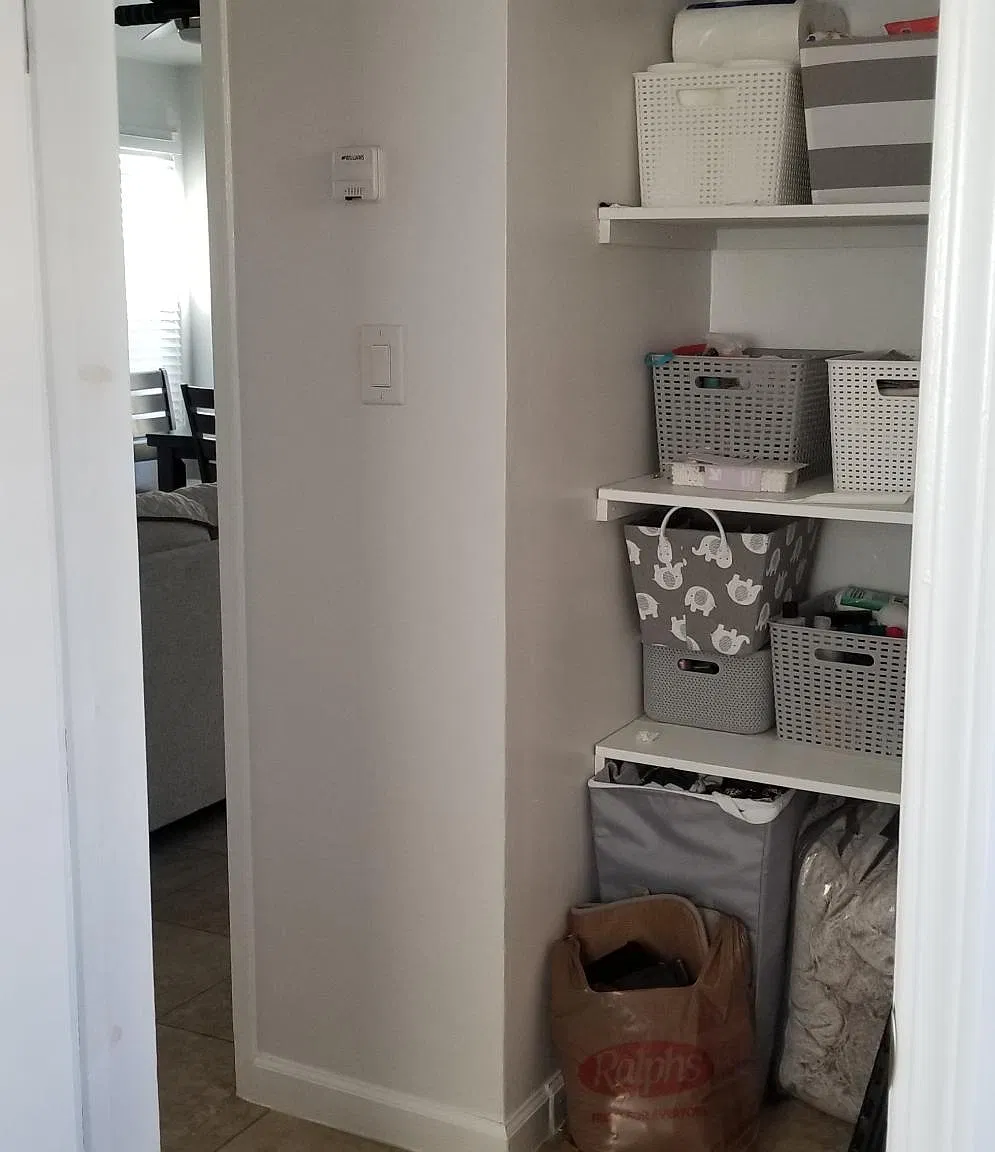 2823 W Vernon Ave — Photo 2