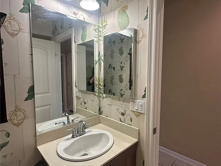 15540 Canon Ln — Photo 13